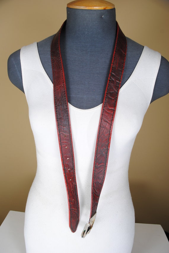 80s 37''-43'' Red Black Vinyl belt for women with… - image 9