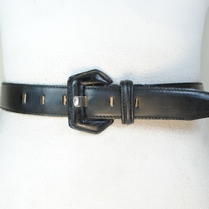 Vintage black leather belt for women with covered geometric buckle