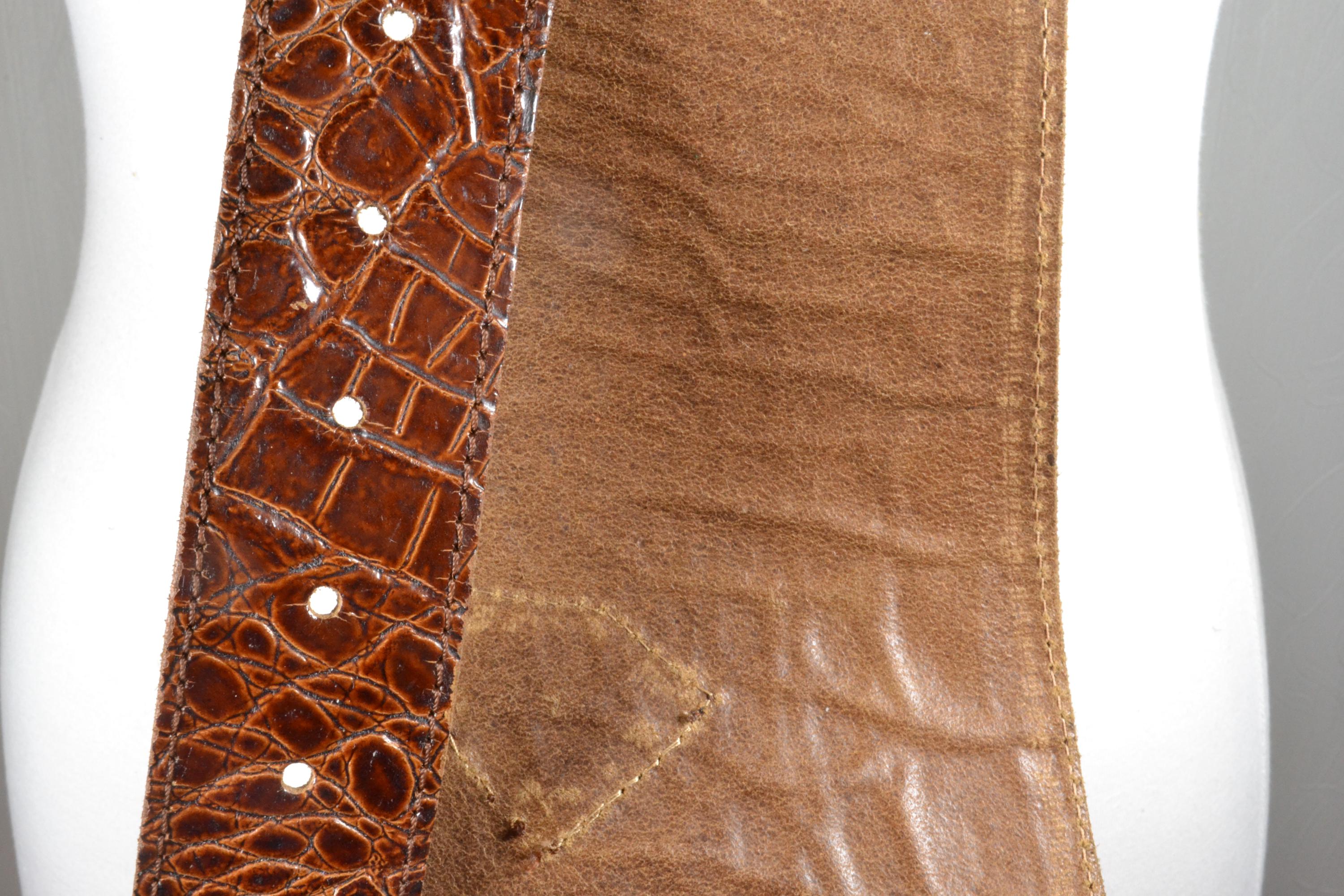 Vintage Wide Brown Croc Embossed Leather Belt With Gold  display picture 1