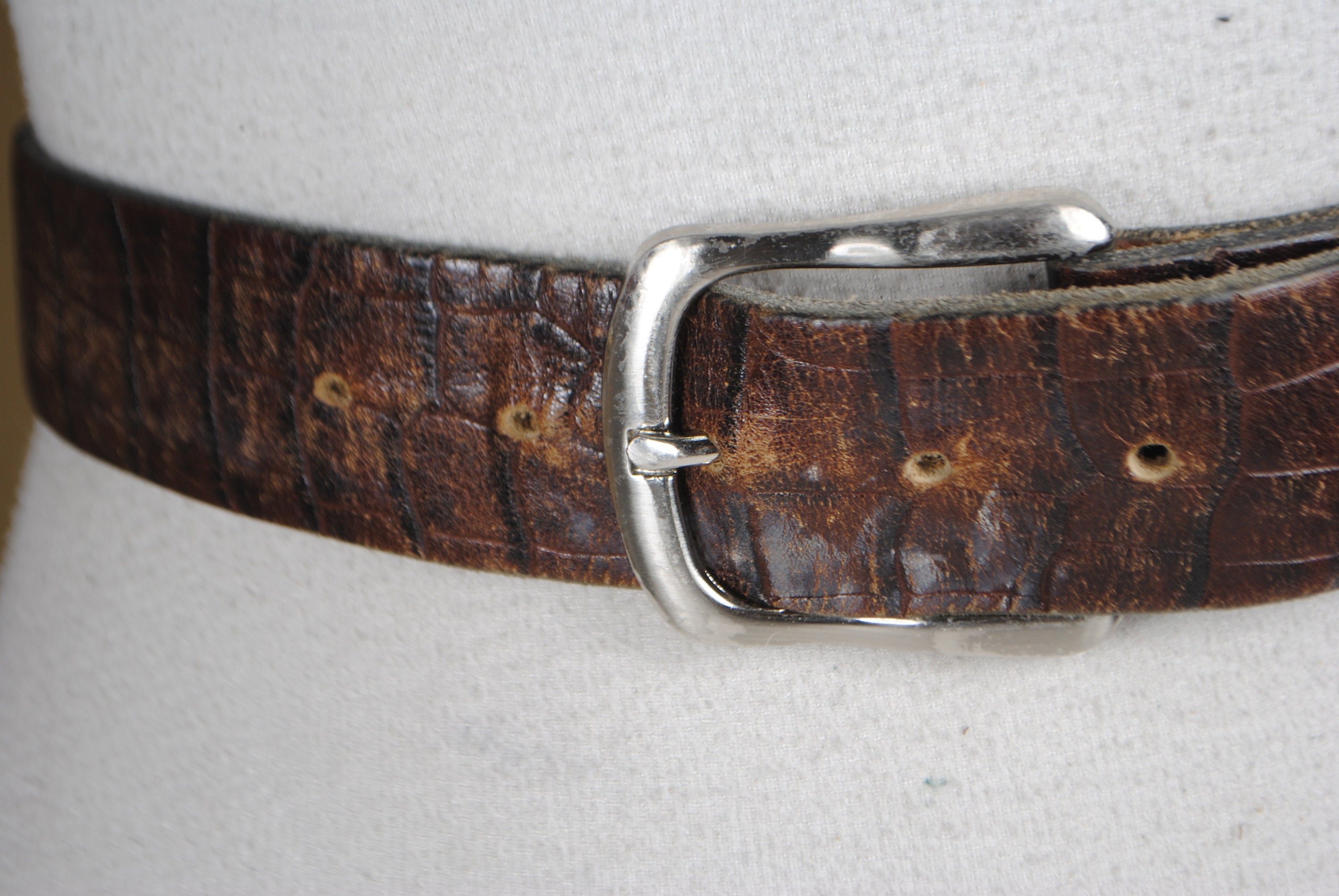 Vintage Chocolate Brown Croc Leather Belt With Silver Buckle 