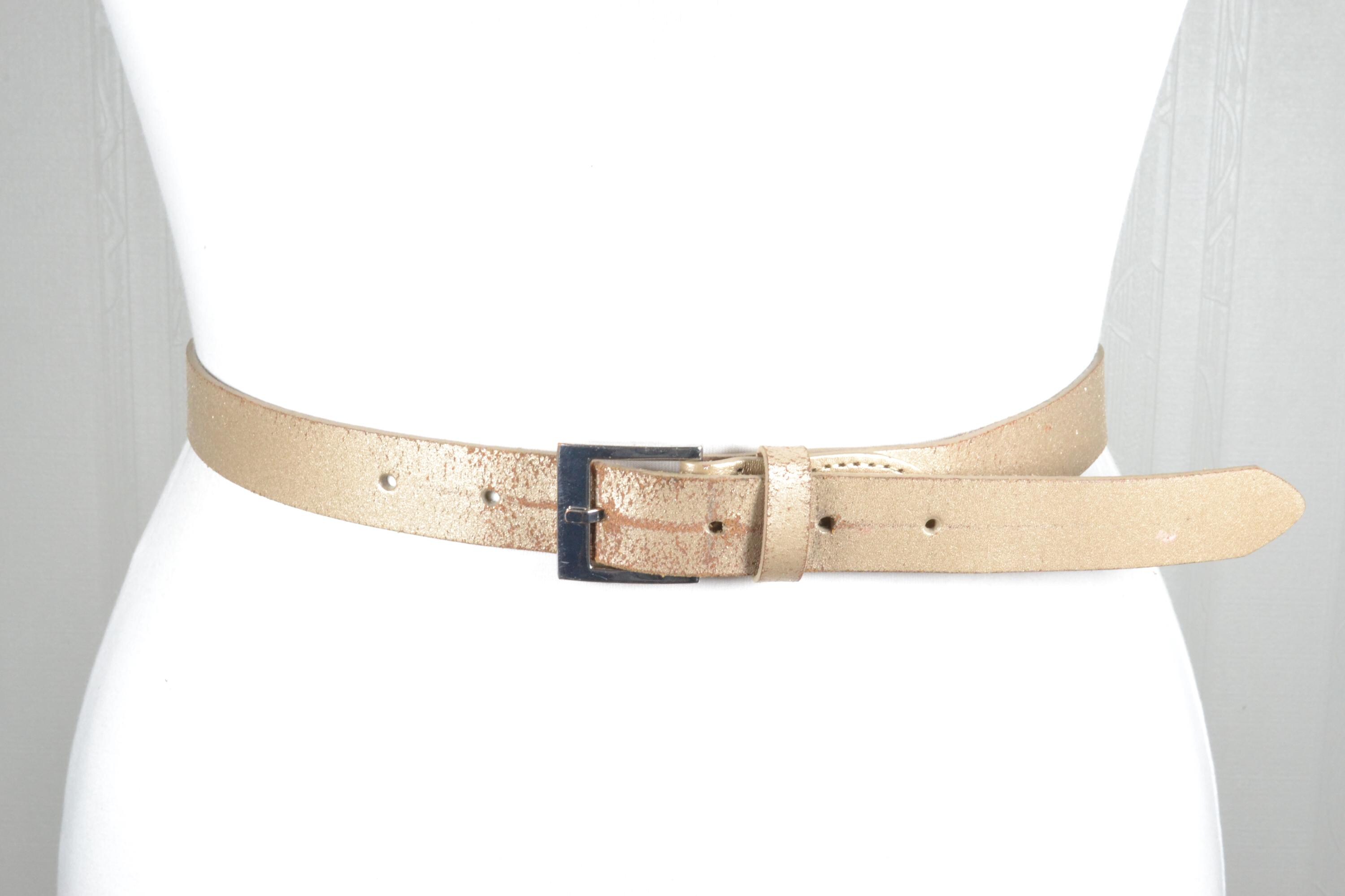 Vintage Skinny Metallic Gold Leather Belt: Minimalist Chic  display picture 2