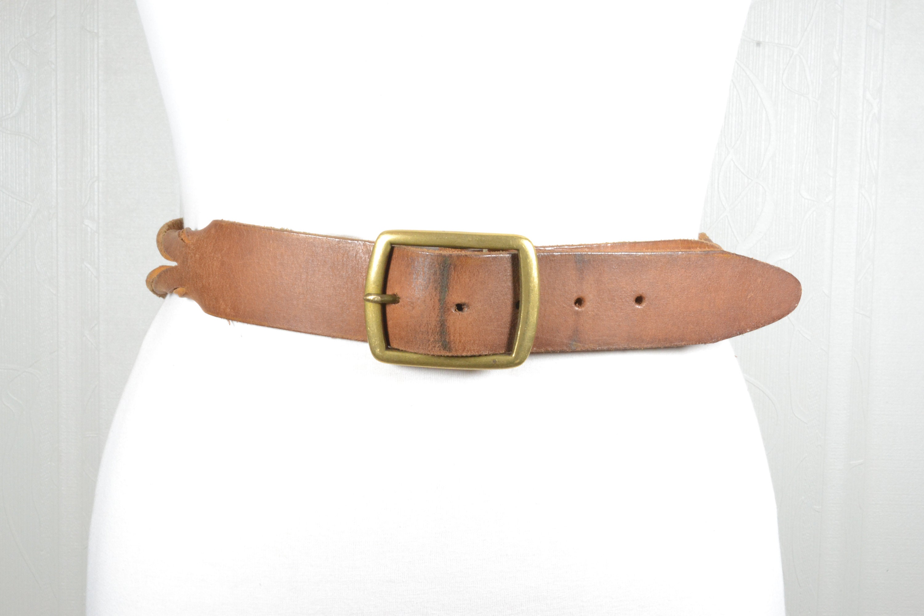 Vintage Textured Leather Belt Wide Tan Yellow Brown Gold‎ Tone Buckle Hardware VINTAGE Brown Textured Leather Belt W/ Gold Hardware - Etsy main image 2