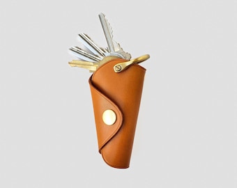 Brown "Mini-Mango" Key Case • Leather Key Pouch, Vegetable-tanned Leather Key Organizer Keychain