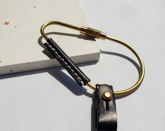 Black “Pear” Carabiner Keychain • Black Leather Brass Key Ring Carabiner