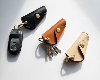 Leather "Mini-Mango" Key Case: Handmade in Canada, Key Organizer, Personalized Keychain Gift