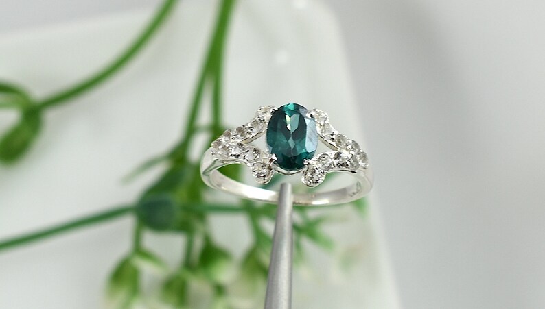Emerald Green Topaz Silver Ring Anniversary Statement Ring Valentine Gift Design N0 RGT-023 Promise Ring Midi Ring,Engagement Ring