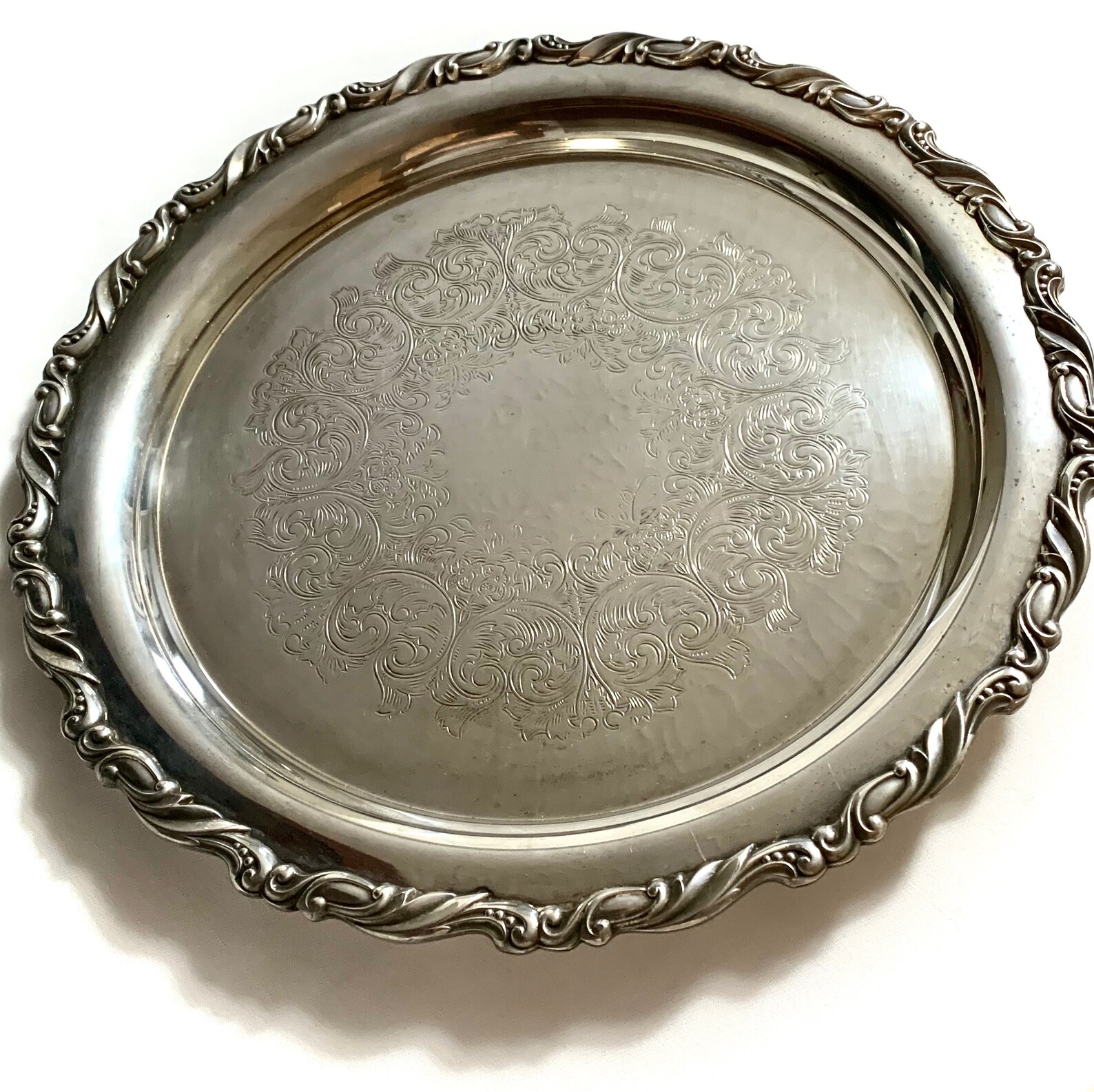 Oneida Silver Platter Value at Bobby Murphy blog