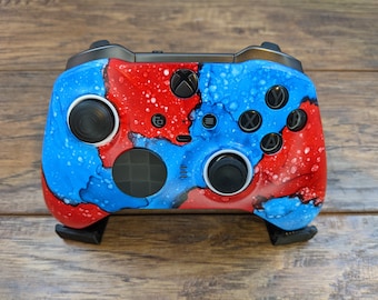 Rojo vs. azul: carcasa personalizada para el control inalámbrico Xbox Elite V2
