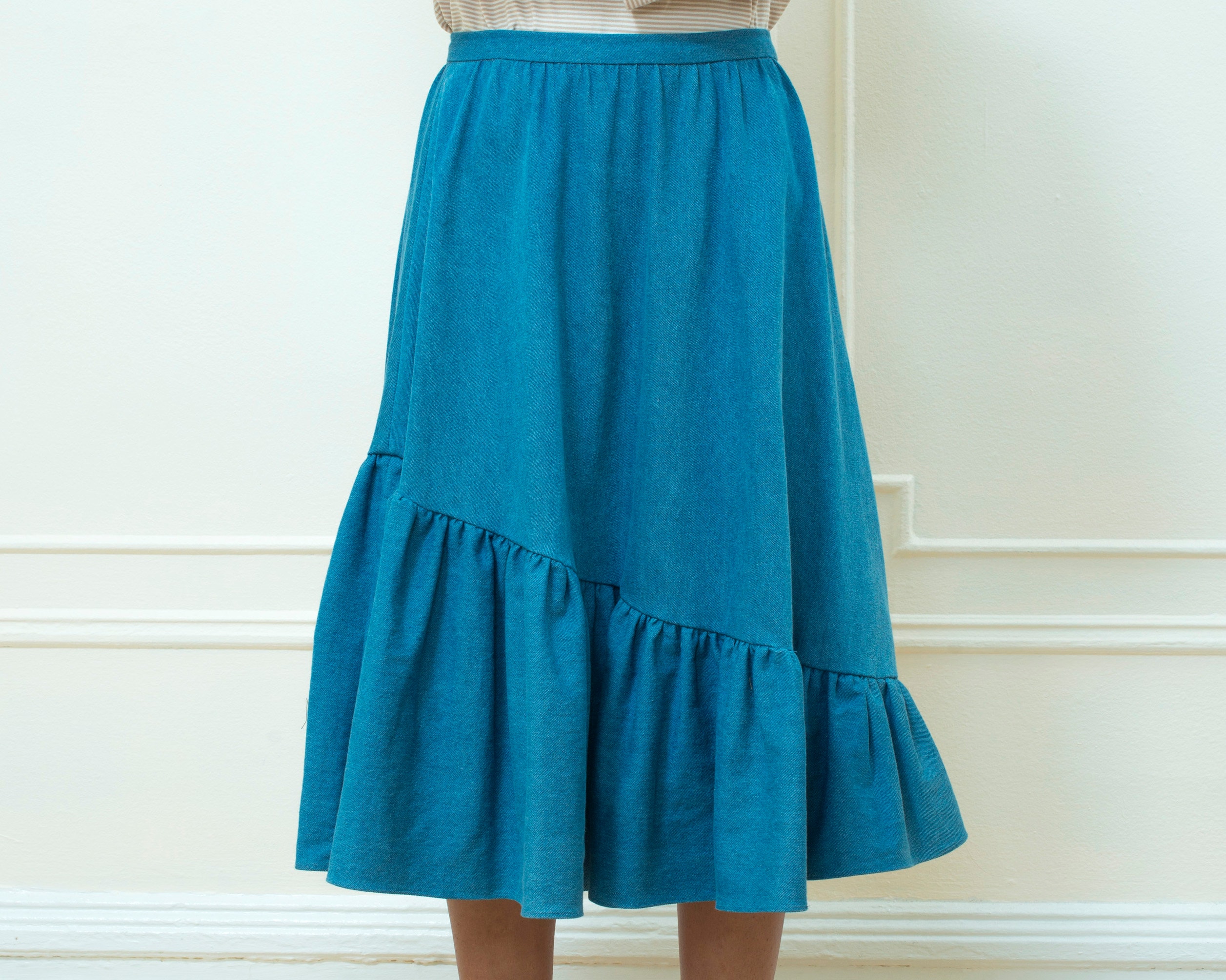 ruffle skirt 80s