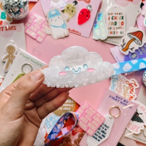 Cloud Hair Claw