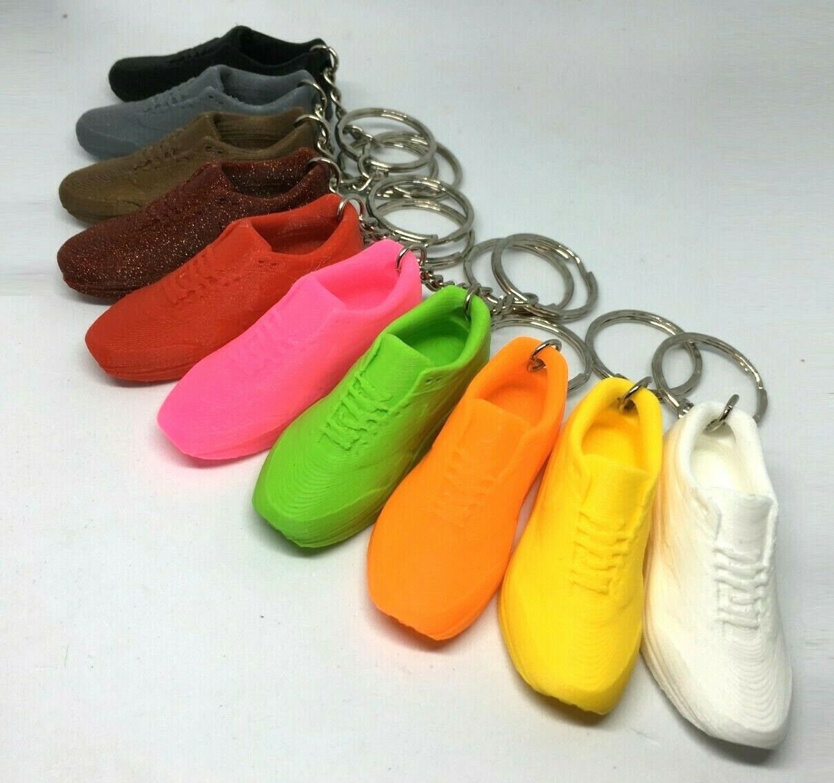 dhgatesvip8 Creative Mini PVC Sneaker 3D Sneaker Keychain for Men and Women - Perfect for Gym, Sports, and Basketball - Bulk Price