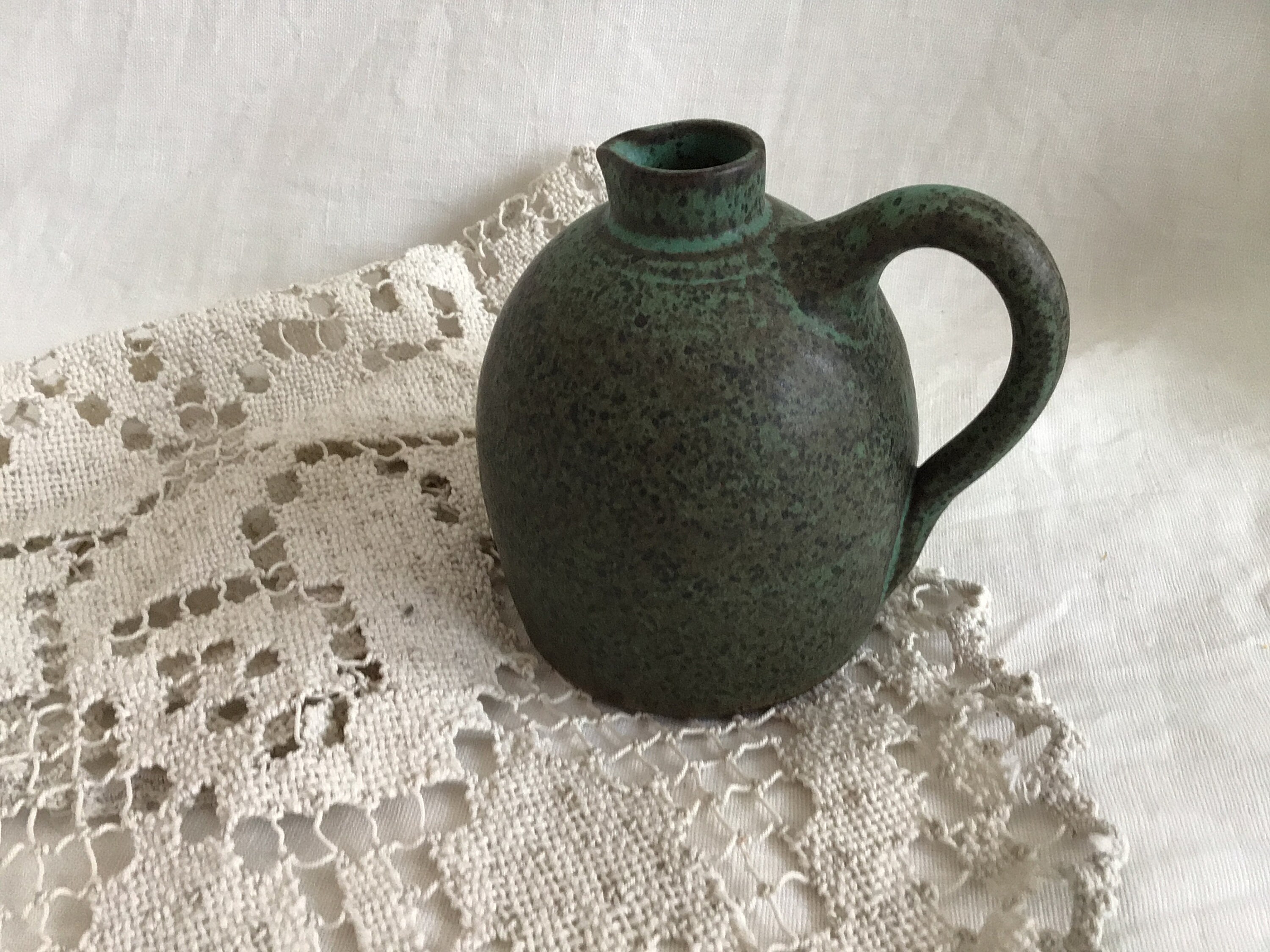 Petite Cruche Verte Aqua et Brune.