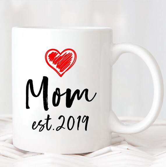 mom est 2019 mug