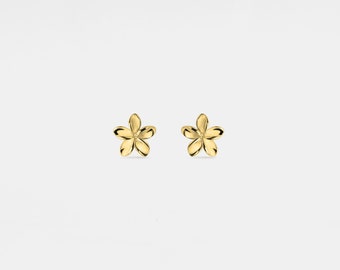 PERIMADE Dainty Flower Stud Earrings • Tiny Gold Flower Stud Earrings • Sterling Silver Friendship Jewelry • Trendy Best Friend Gift