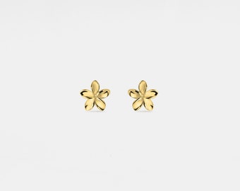 PERIMADE Dainty Flower Stud Earrings • Tiny Gold Flower Stud Earrings • Sterling Silver Friendship Jewelry • Trendy Best Friend Gift