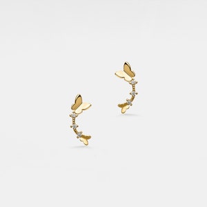 Pendientes de boda con forma de mariposa de PERIMADE • Delicados pendientes de mariposa trepadores dorados • Joyas de la amistad en plata de ley • Regalo para el mejor amigo