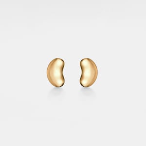 PERIMADE Zierliche Bohnen Ohrstecker • Elegante niedliche Gold Bean Ohrringe • Sterling Silber Minimalist Schmuck • Trendy Best Friend Geschenk