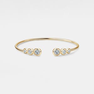 PERIMADE Six-Stone Moissanite Bangle • Round Cut Moissanite Stacking Bracelet • Sterling Silver Minimalist Jewelry • Trendy Best Friend Gift
