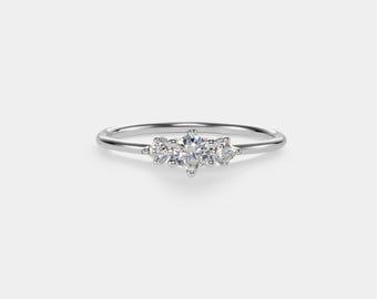 Bague de fiançailles en moissanite PERIMADE • Bague fine en moissanite trois pierres • Bijoux de mariage en argent sterling • Cadeau tendance pour meilleur ami