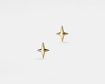 PERIMADE Dainty Gold Star Stud Earrings • Tiny Minimalist Star Stud Earrings • Sterling Silver Friendship Jewelry • Trendy Best Friend Gift