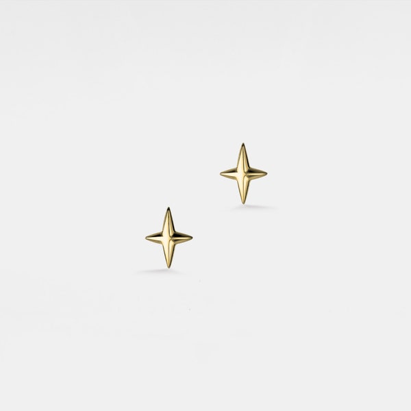 PERIMADE Dainty Gold Star Stud Earrings • Tiny Minimalist Star Stud Earrings • Sterling Silver Friendship Jewelry • Trendy Best Friend Gift