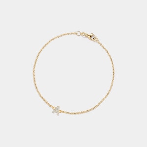 PERIMADE Benutzerdefinierte Initial Armband • Buchstaben Charm Stapelarmband • Sterling Silber Minimalistischer Schmuck • Geburtstagsgeschenk