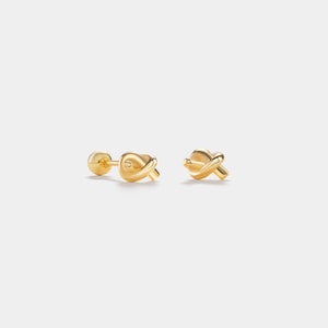 PERIMADE Dainty Knot Stud Earrings • Tiny Small Gold Knot Earrings • Sterling Silver Friendship Jewelry • Trendy Best Friend Gift