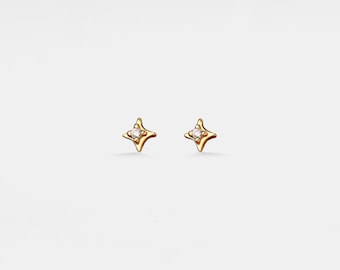 PERIMADE Dainty Tiny Star Stud Earrings • Small Minimalist Cartilage Earrings • Sterling Silver Friendship Jewelry • Trendy Best Friend Gift