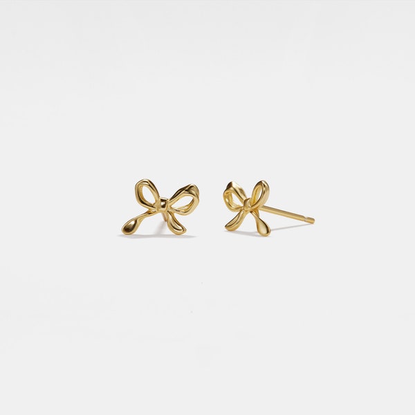 PERIMADE Dainty Bow Tie Stud Earrings • Tiny Gold Bowknot Wedding Earrings • Sterling Silver Friendship Jewelry • Trendy Best Friend Gift