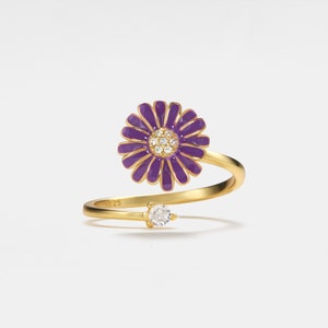 PERIMADE Daisy Fidget Spinner Ring •  Purple Flower Spinning Bypass Ring • Sterling Silver Friendship Jewelry • Trendy Best Friend Gift