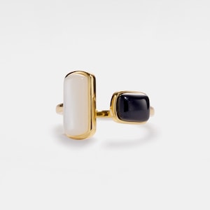 PERIMADE ブラック＆ホワイトアゲートリング • 上品なゴールドミニマリストカボションリング • スターリングシルバーの友情ジュエリー • トレンディな親友へのギフト