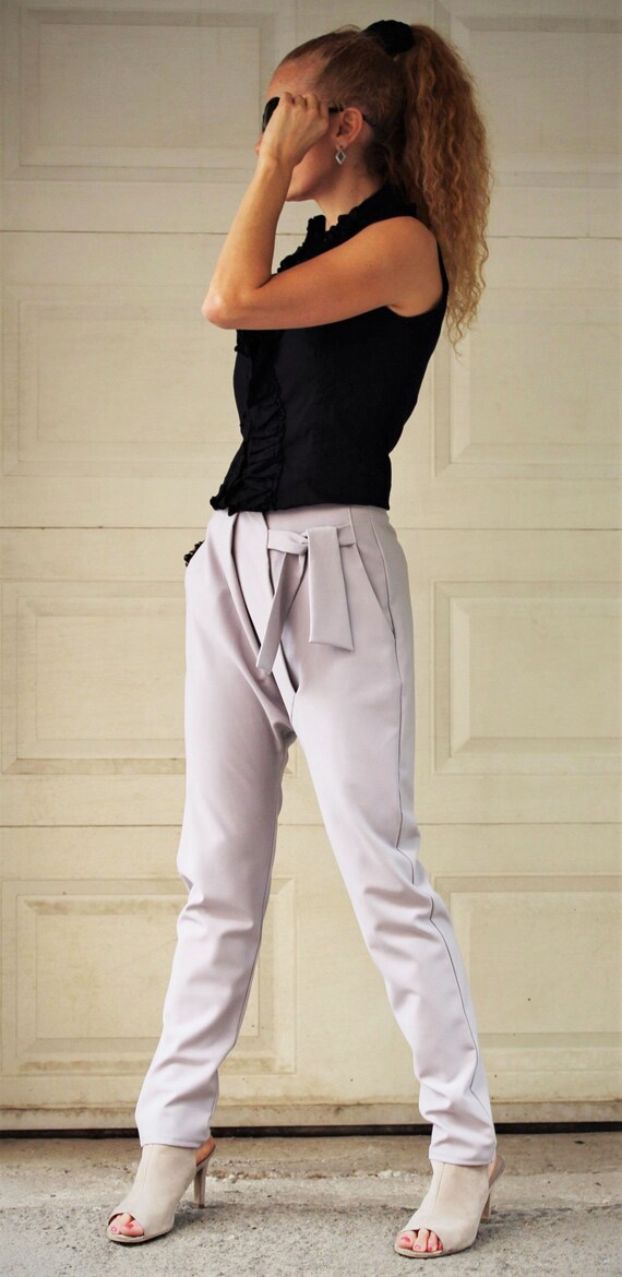 white pants office outfit