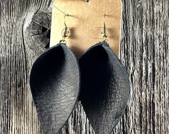 Black Pinched Leaf Leather Earrings