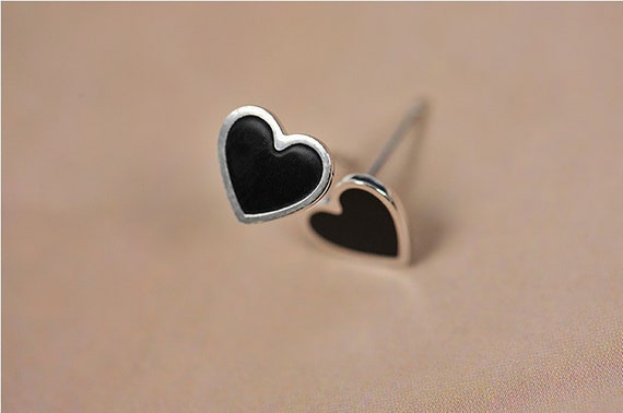 Tiny black heart earrings