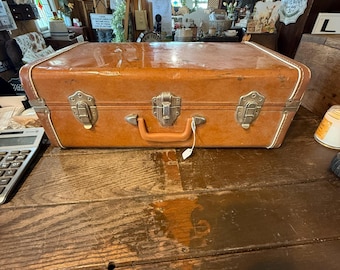 Vintage Older suitcase