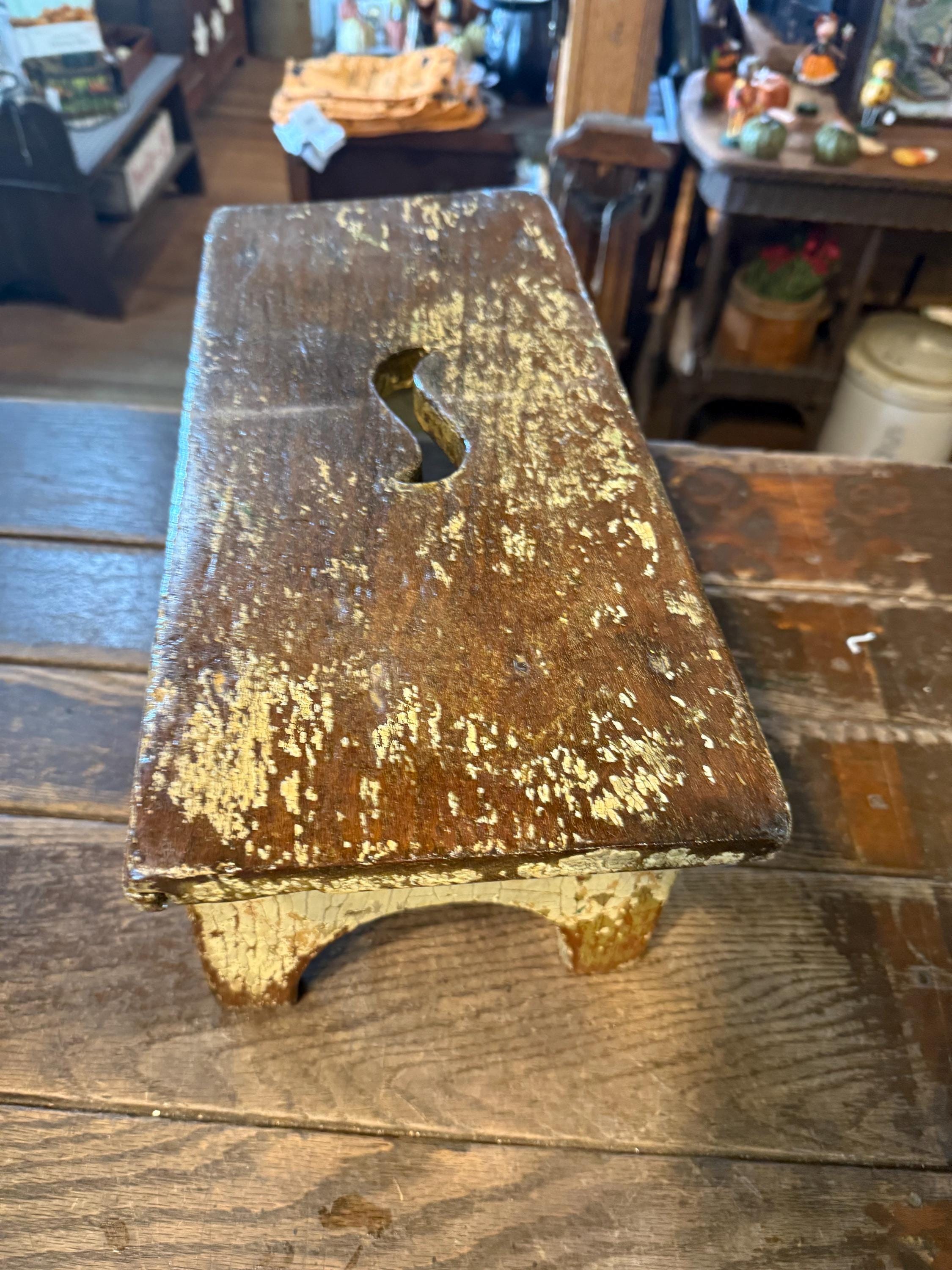 古家具　古いスツール fd78e54031aa63520b087c1f2be5b2