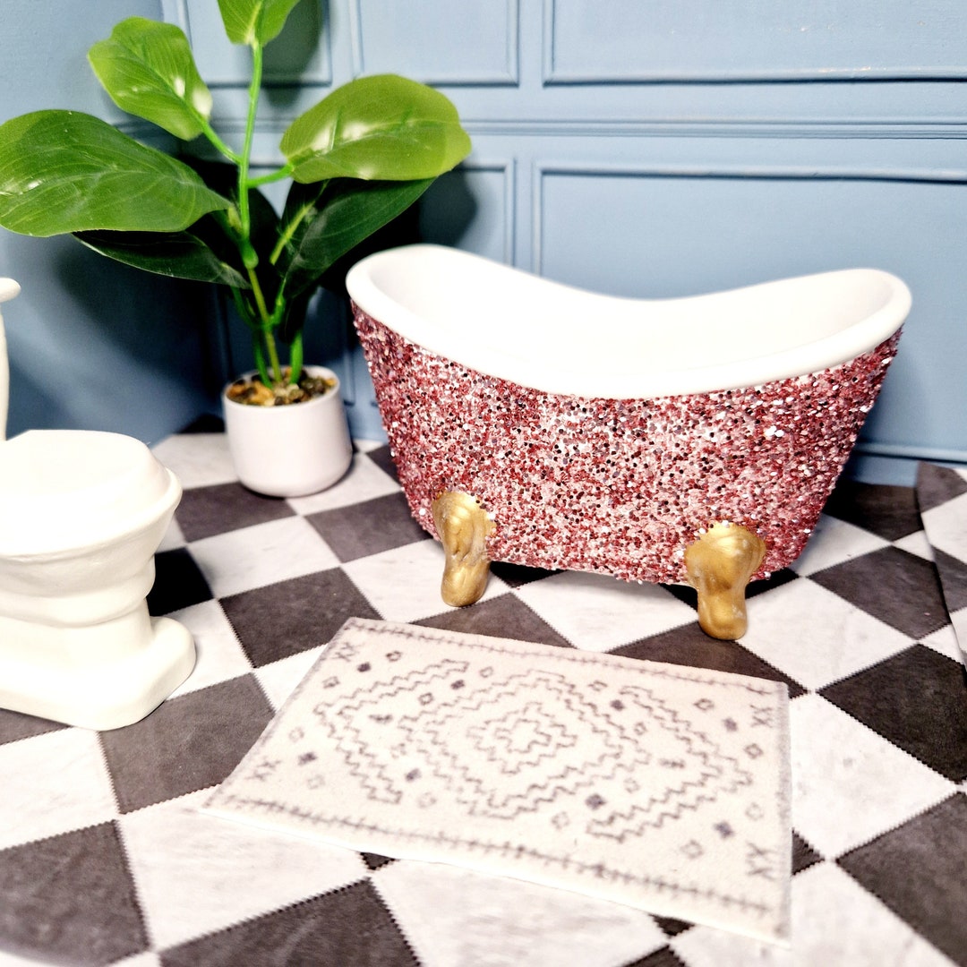 White and Grey Boho Rug for Modern 24th Scale Dollshouse, Diorama or ...