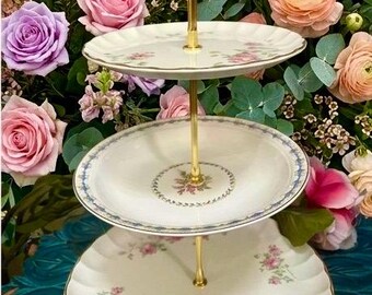 639, Hall China Harmony House Cake Stand, Pink Roses, Gold Scalloped Edge