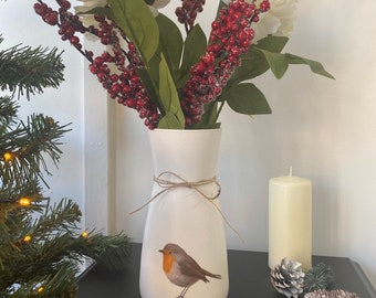 Robin vase, decoupaged robin vase, robin home decor, robin gift, Christmas home decor, decorative vase.