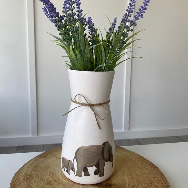 Elephant vase personalised decoupaged elephant vase, elephant lover gift, elephant home decor, Mother’s Day gift for mum, me home gift.