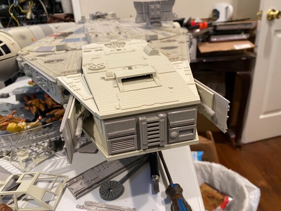 2010 2008 Neo Vintage LEGACY Millennium Falcon 