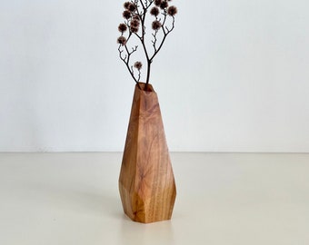 Wooden Vase, Flower bud vase, Housewarming gift, Stick vase, Dried flowers, Gift for her, Table centerpiece, Mother's day gift, Modern vase.