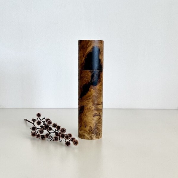 Pepper Grinder, Pepper Mill, Salt and Pepper mill, Australian Burl wood, Ceramic grinder, Gift for her, Birthday gift