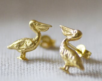 Gold Pelican Stud Earrings, Pelican Jewelry, Bird Studs, Birds Jewelry, Animal Jewelry, Water Bird Earrings, Mother's Day Gift, Kids Studs