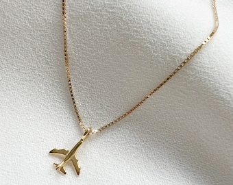 Mini Airplane Charm Necklace, Tiny Dainty Plane Pendant, Box Chain Charm Pendant, Travel Charm, Travel Jewelry, Best Gift for Fly Attendant