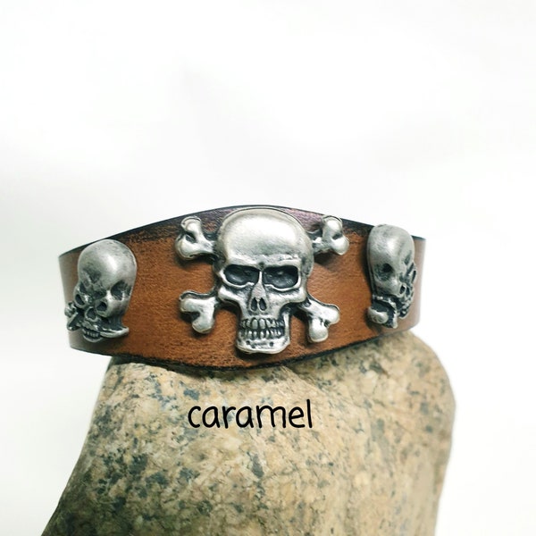 Bracelet cuir tete de mort