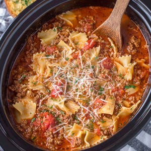Crock Pot Lasagna Soup Recipe | Cozy Slow Cooker Dinner (Printable PDF Card)