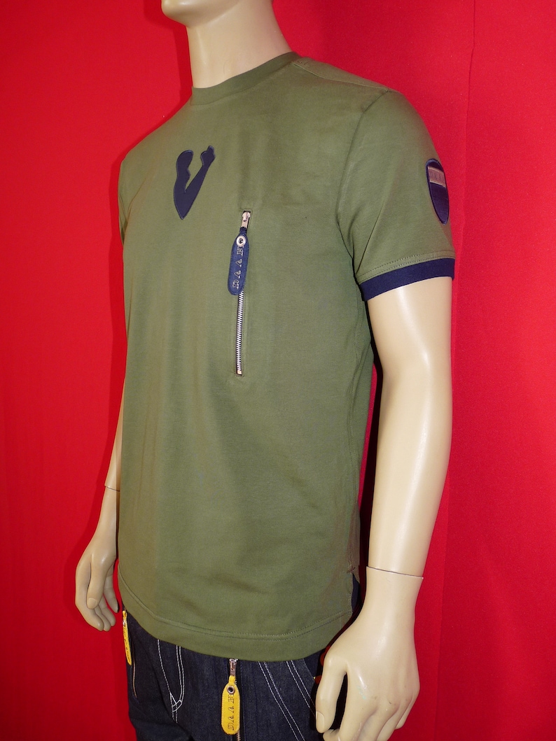 Daab chest logo hand made, green jersey fabric, navy blue rib cuff, zip fashion pocket on left side on the chest men's t-shirt size medium image 1