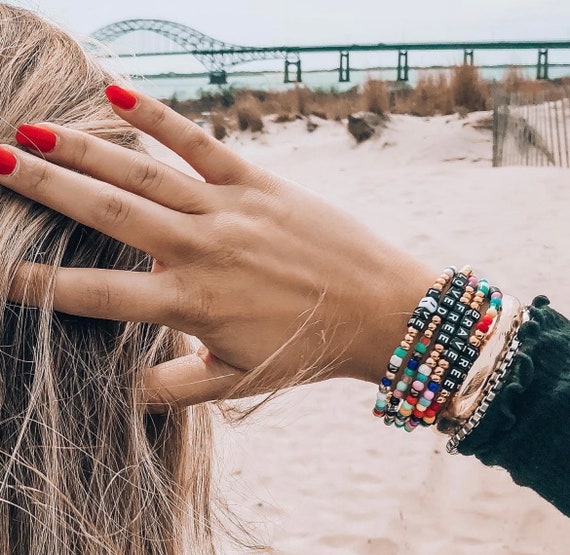 Delicate Beaded Bracelet – Girl Intuitive