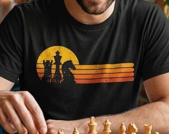 Unisex Retro Chess Player Gift, Vintage Chess Love Shirt, Cool Chess Lover Gift, Funny Chess Pieces Print T-Shirt Adults Kids Boys Girls